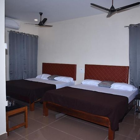 Hotel Coastal Inn Nāgappattinam Zewnętrze zdjęcie
