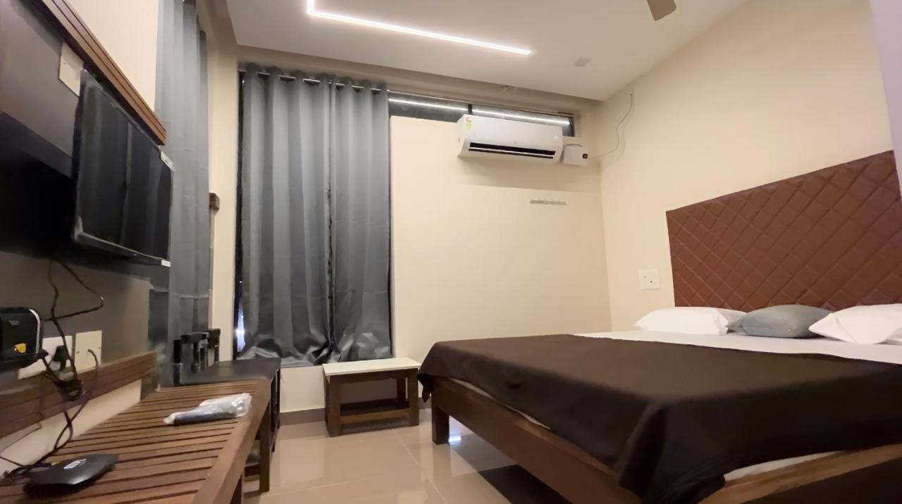 Hotel Coastal Inn Nāgappattinam Zewnętrze zdjęcie