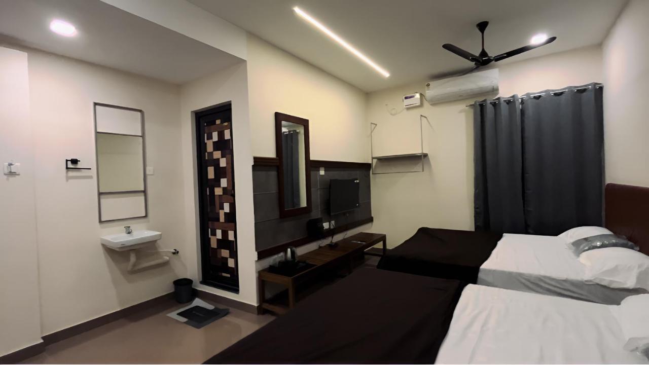 Hotel Coastal Inn Nāgappattinam Zewnętrze zdjęcie